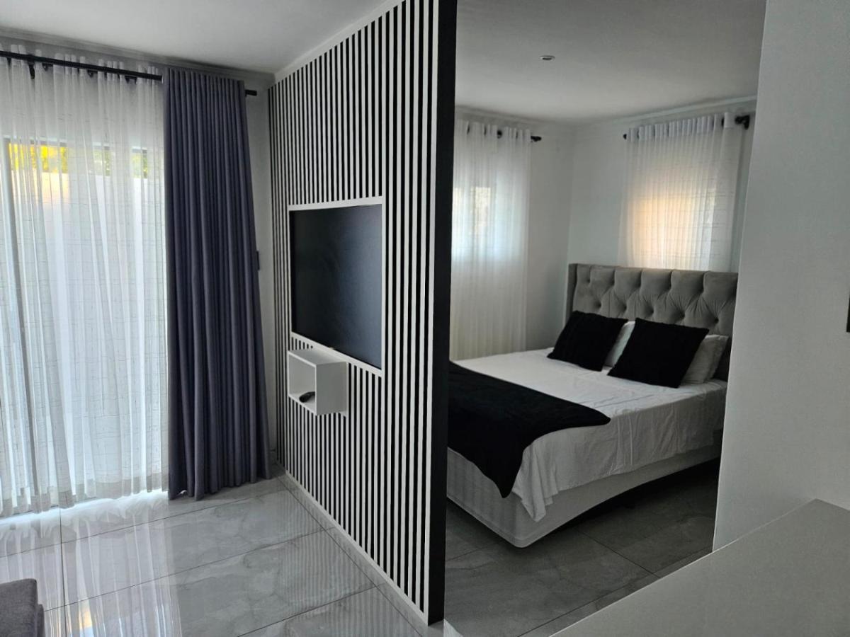 Nicky'S Guest House 루드푸르트 외부 사진