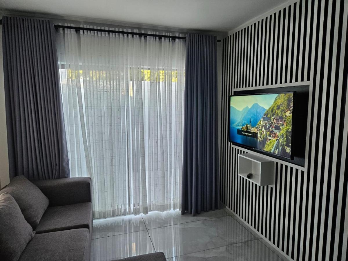 Nicky'S Guest House 루드푸르트 외부 사진